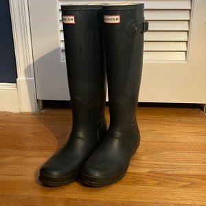 Tall Hunter Boots, Navy, Size 8